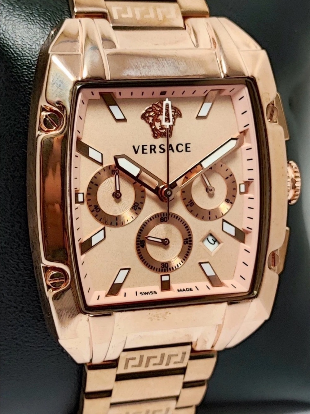 Versace - Picture 4 of 9